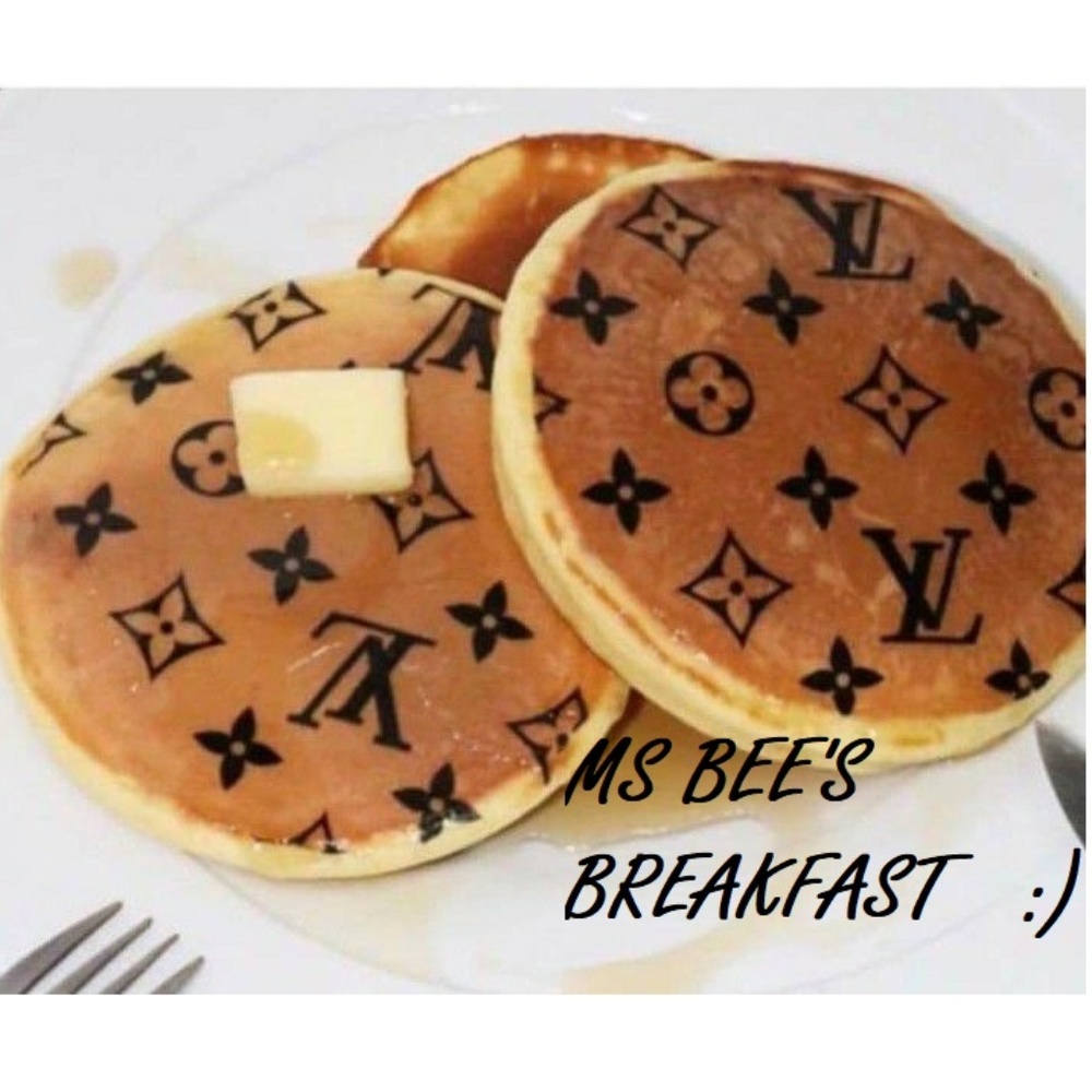 💋💋💋Ms Bee's Breakfast 😁😁😁